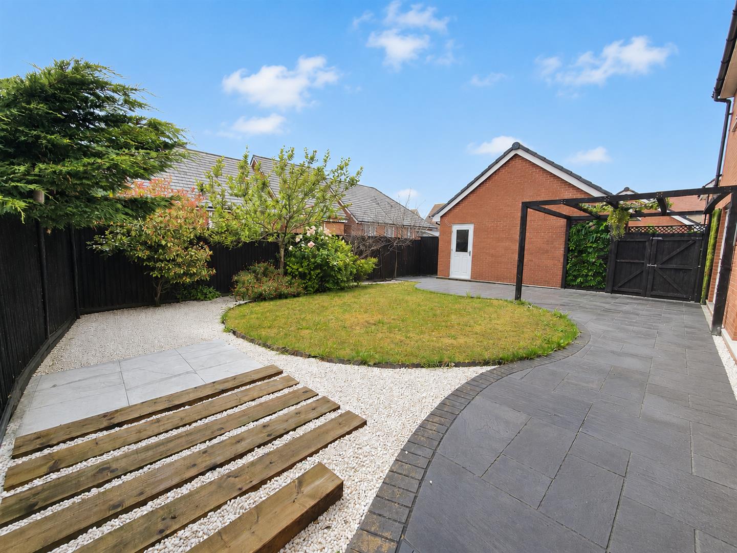 Missenden Street, Newton Leys, Bletchley, Milton Keynes